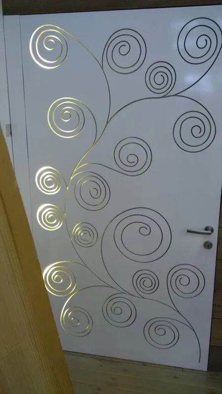 Koka paneļi ar iebūvētu apgaismojumu