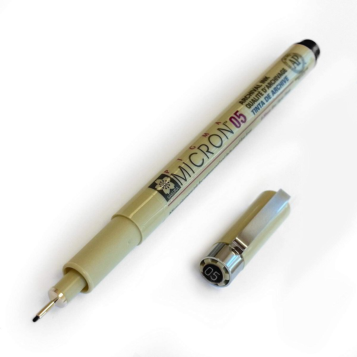 Черен Тънкописец Micron 05