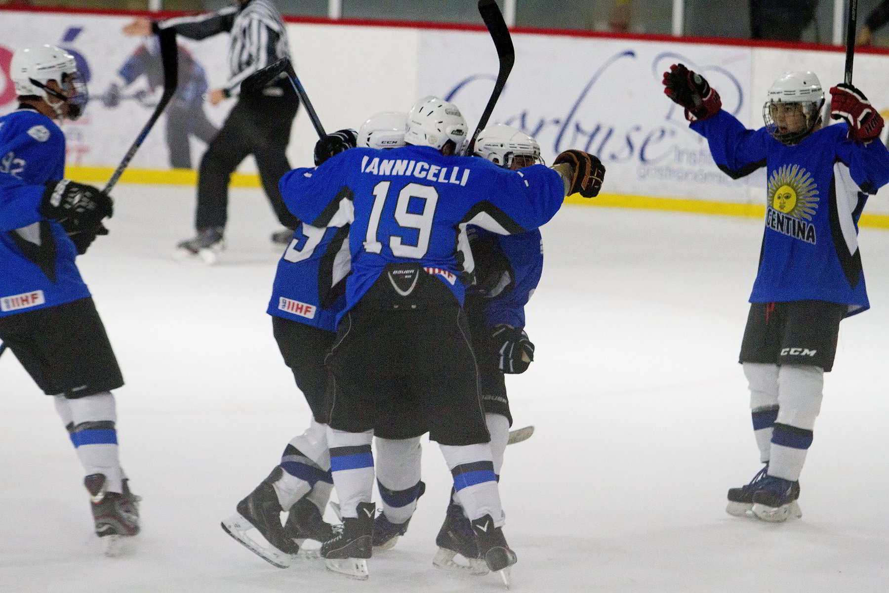 ARGENTINA'S ICE HOCKEY